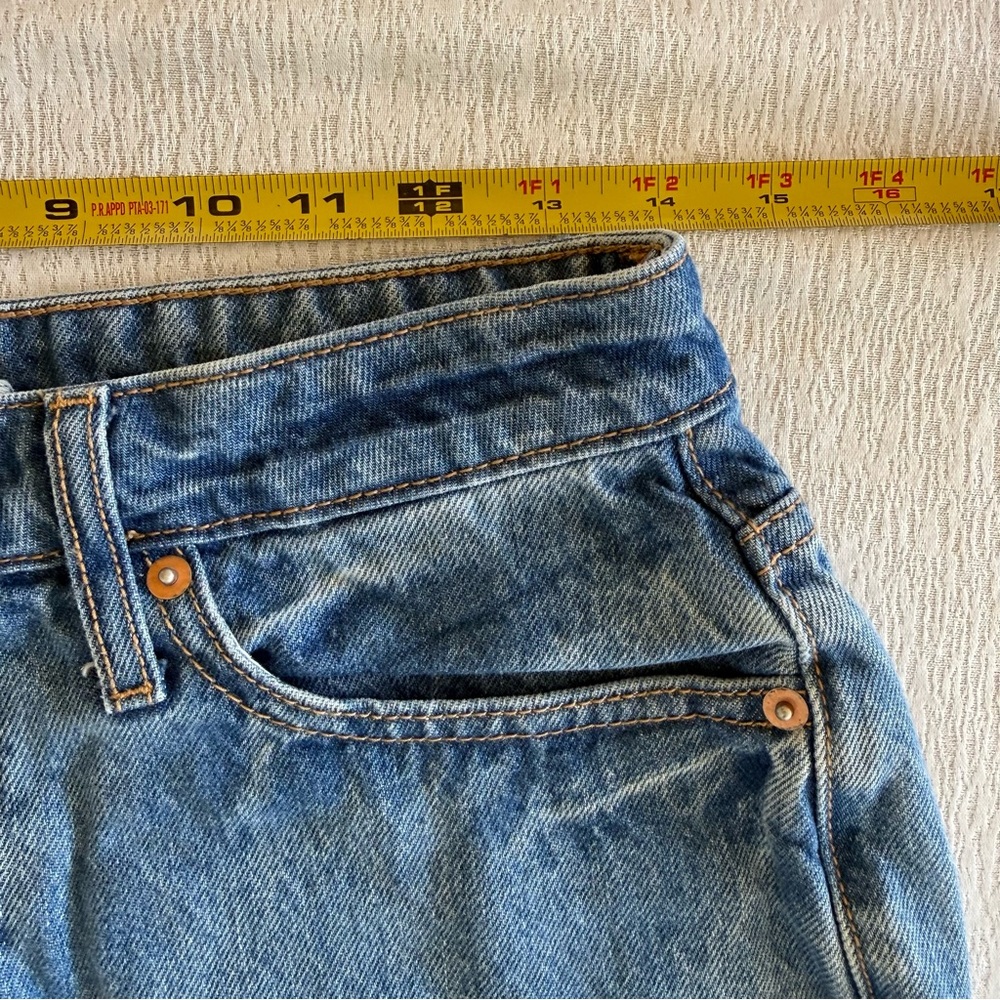 Wild Fable Womens Size 6 Blue Denim Mom Shorts Happy Embroidery - Picture 5 of 16